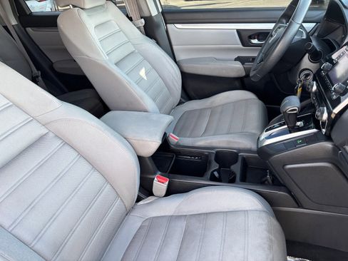 Used 2019 Honda CR-V LX image 15