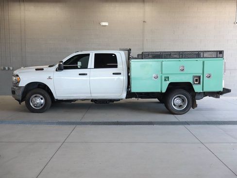 Used 2023 RAM 3500 Tradesman w/ Chrome Appearance Group AWD/4WD image 2