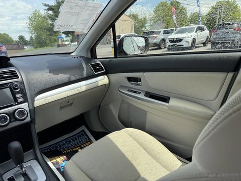 Used 2015 Subaru Crosstrek 2.0i Premium AWD/4WD image 18