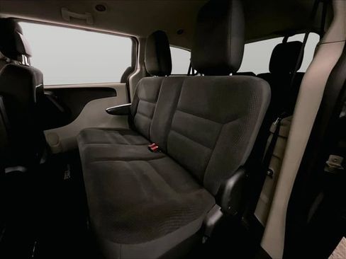 Used 2017 Dodge Grand Caravan SE w/ Power Window Group FWD image 26