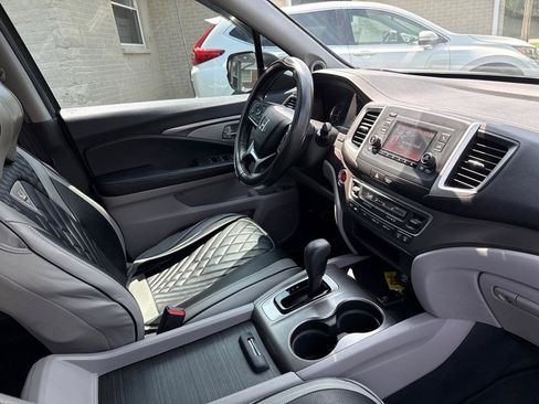 Used 2020 Honda Pilot LX image 13