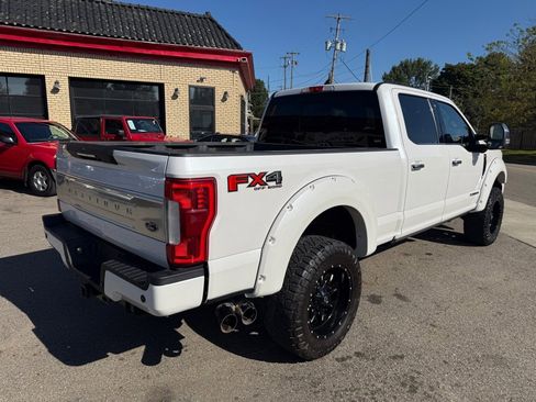 Used 2019 Ford F350 Platinum w/ Platinum Ultimate Package image 6