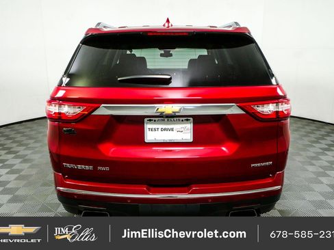 Used 2020 Chevrolet Traverse Premier AWD/4WD image 28