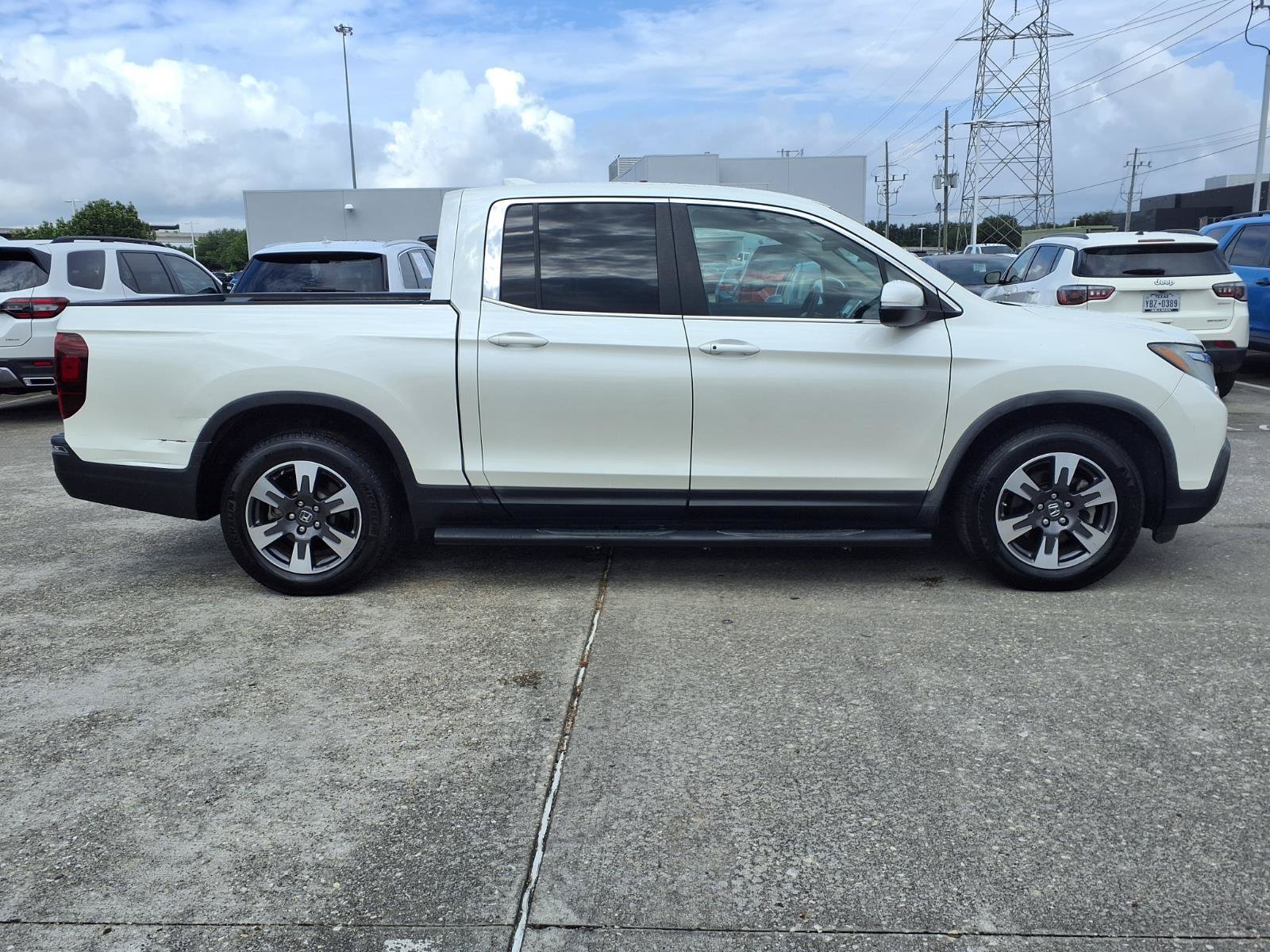 Certified 2017 Honda Ridgeline RTL image 25