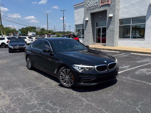 Used 2020 BMW 530i RWD image 8