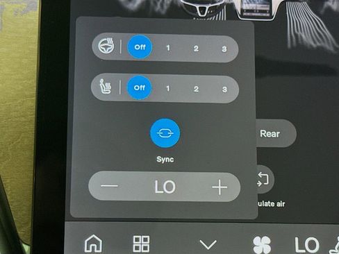 New 2025 Volvo EX90 Ultra w/ Protection Package Premier image 19