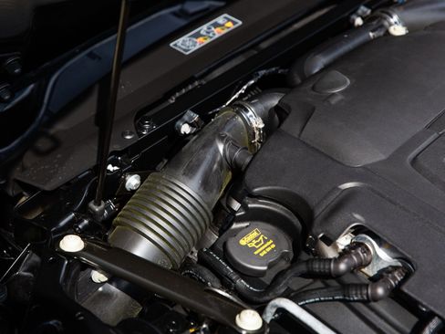 Used 2015 Jaguar F-TYPE S image 53