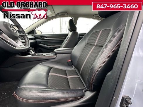Used 2024 Nissan Altima 2.5 SR image 8