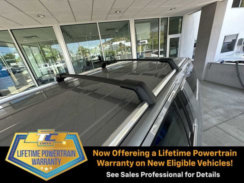 New 2025 Chevrolet Suburban Premier image 35