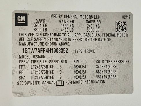 Used 2017 GMC Savana 2500 image 39