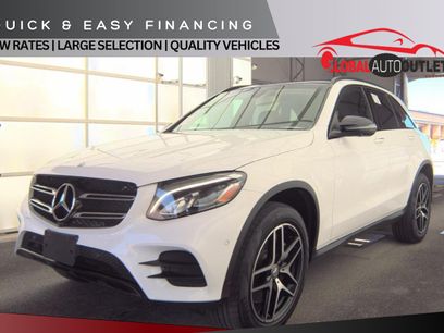 Used 2017 Mercedes-Benz GLC 300 4MATIC w/ Premium 2 Package