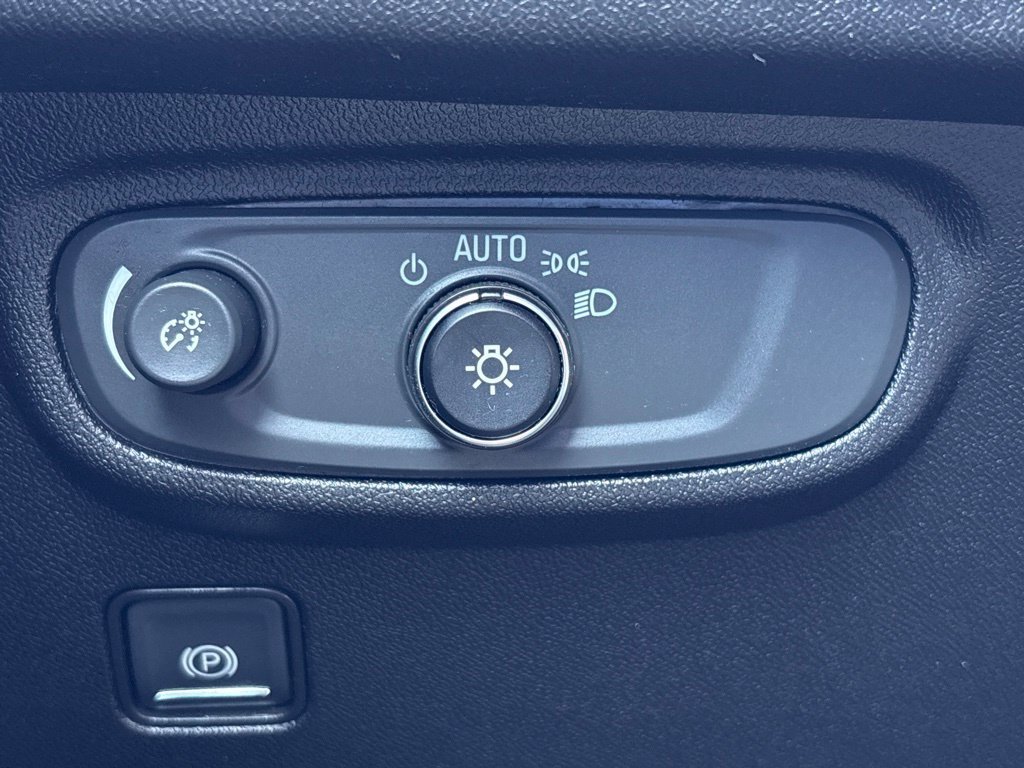 Used 2019 GMC Terrain SLE w/ Driver Convenience Package FWD image 34