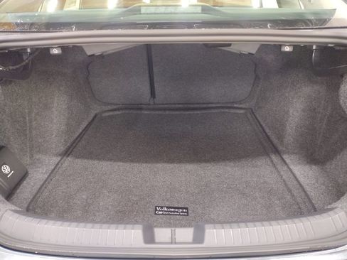 New 2026 Volkswagen Jetta SE image 15