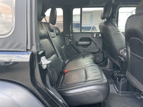 Used 2019 Jeep Wrangler Unlimited Sport S image 18