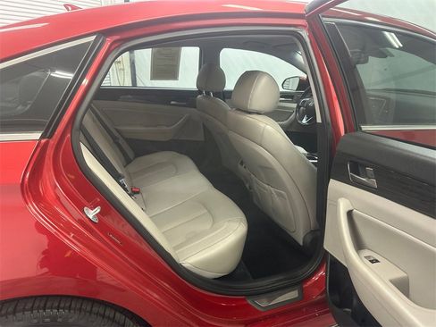Used 2019 Hyundai Sonata Limited image 17