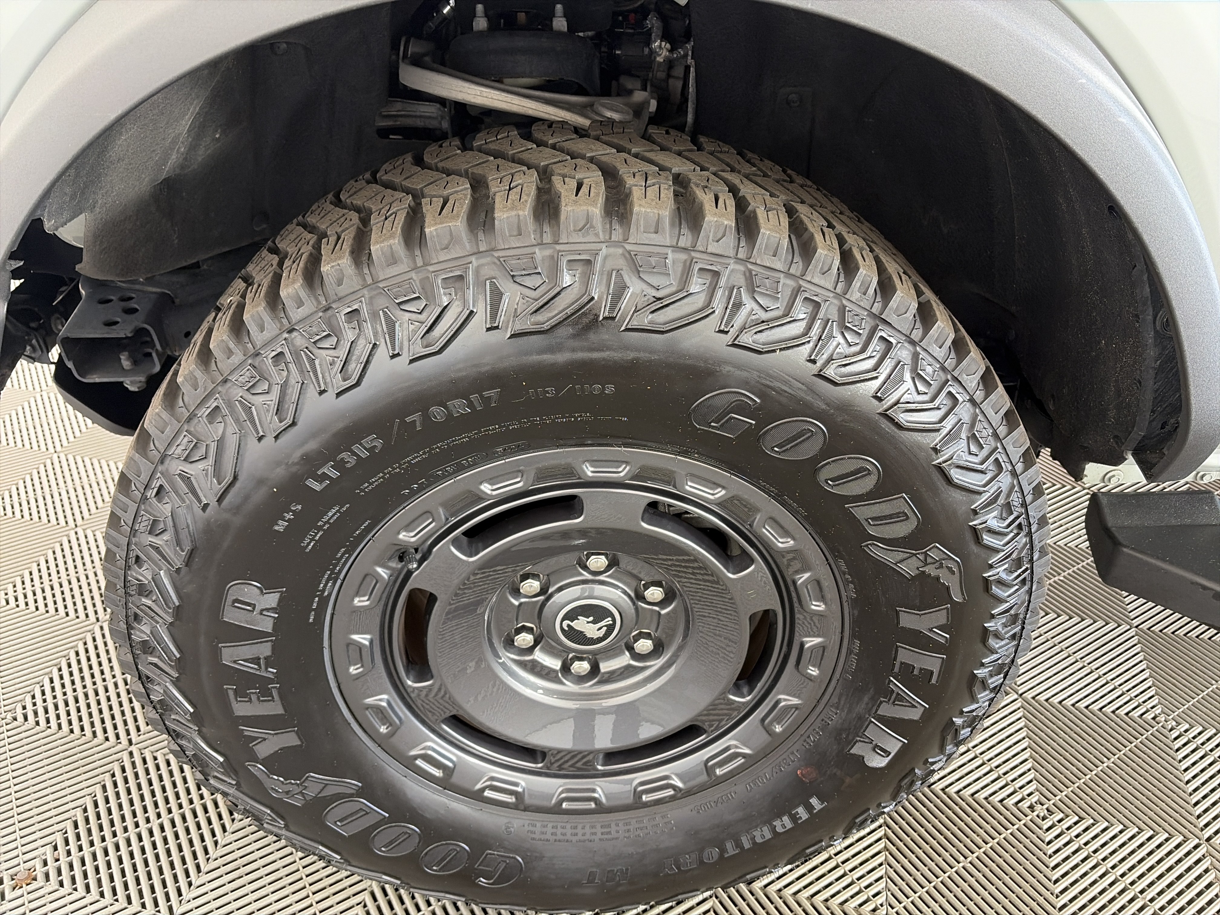Used 2024 Ford Bronco Badlands AWD/4WD image 13