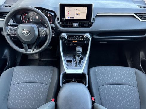 Used 2025 Toyota RAV4 XLE FWD image 13