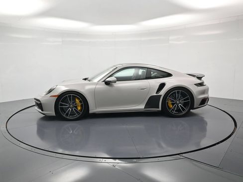 Used 2021 Porsche 911 GT3 RS AWD/4WD image 2