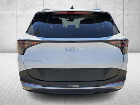 New 2026 Kia Sportage EX image 6