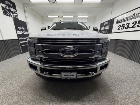 Used 2019 Ford F350 Lariat w/ Lariat Ultimate Package AWD/4WD image 5