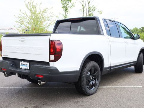 New 2026 Honda Ridgeline Black Edition image 6