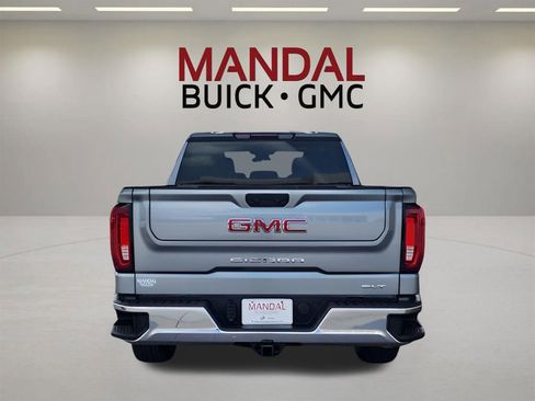Used 2025 GMC Sierra 1500 SLT AWD/4WD image 6