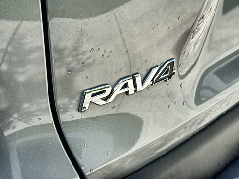 Used 2024 Toyota RAV4 XLE w/ Convenience Package image 15