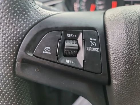 Used 2019 Chevrolet Trax LS w/ Tint and Cruise Package image 16