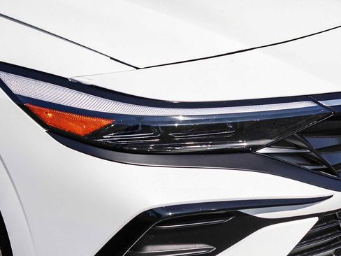 New 2026 Hyundai Elantra SEL Sport Premium w/ Cargo Package image 4