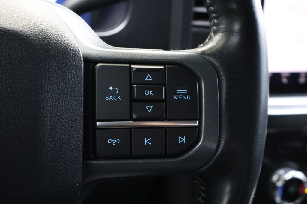 Used 2023 Ford F250 Lariat w/ Sport Appearance Package AWD/4WD image 37