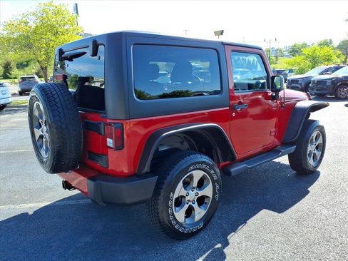 Used 2016 Jeep Wrangler Sahara w/ Dual Top Group AWD/4WD image 5