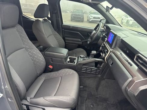 Used 2025 Toyota Tacoma SR5 image 11