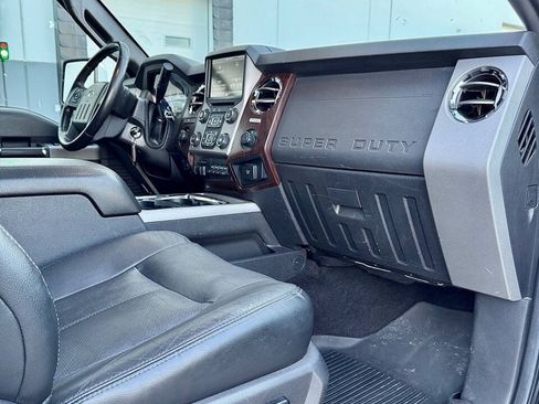 Used 2016 Ford F250 Lariat w/ Lariat Ultimate Package AWD/4WD image 45