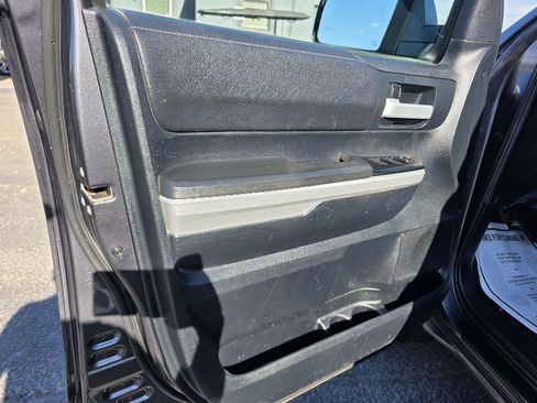 Used 2016 Toyota Tundra SR5 w/ TRD Off Road Package AWD/4WD image 12