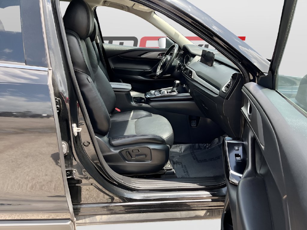Used 2023 MAZDA CX-9 Touring Plus AWD/4WD image 30