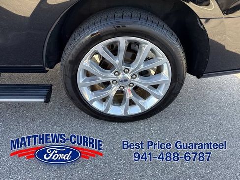 Used 2019 Ford Expedition Platinum AWD/4WD image 18