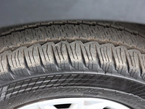 Used 2024 Ford Transit 250 Low Roof w/ Exterior Upgrade Package image 12