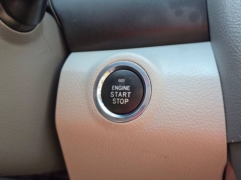 Used 2007 Toyota Camry XLE FWD image 26