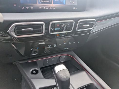 New 2026 Nissan Sentra SV image 21