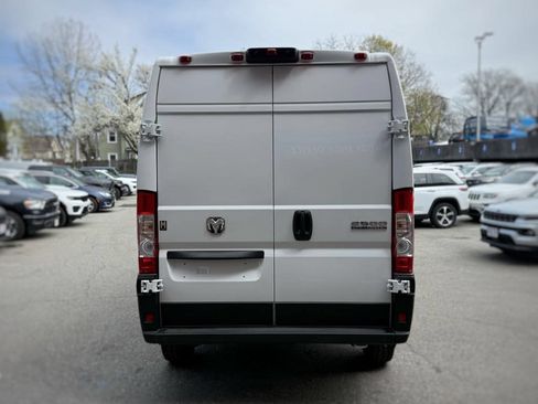 New 2026 RAM ProMaster 2500 w/ Quick Order Package 22G SLT FWD image 10