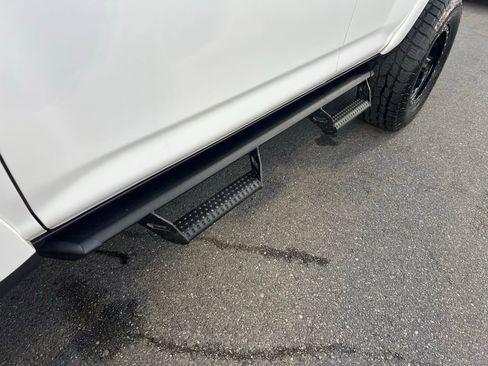 Used 2019 Toyota 4Runner TRD Off-Road Premium image 12