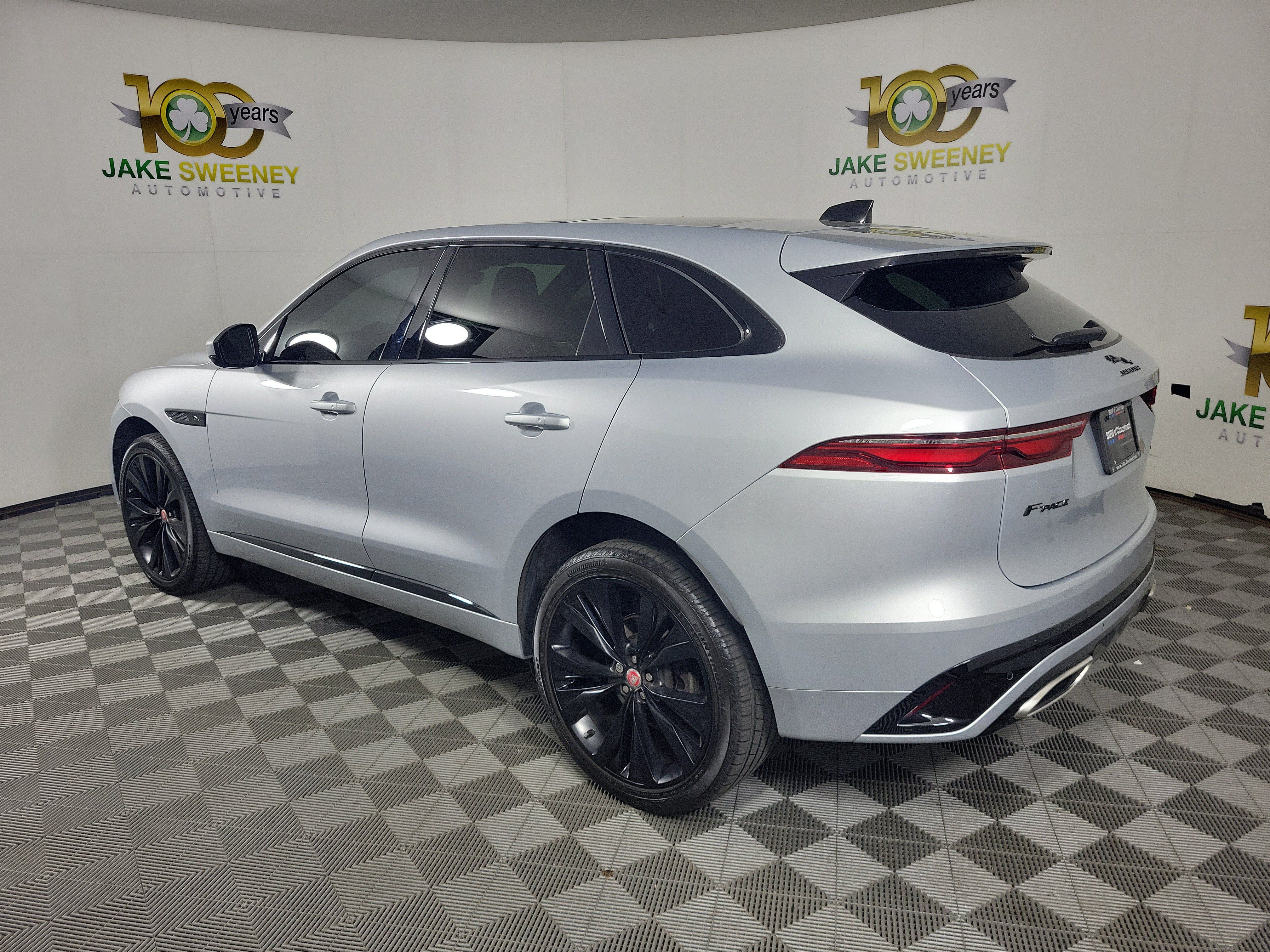 Used 2023 Jaguar F-PACE R-Dynamic S AWD/4WD image 5