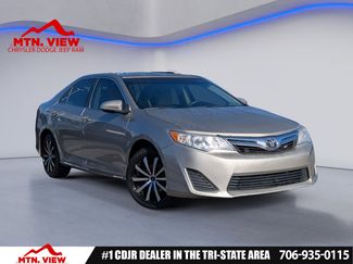 Used 2014 Toyota Camry LE video 1