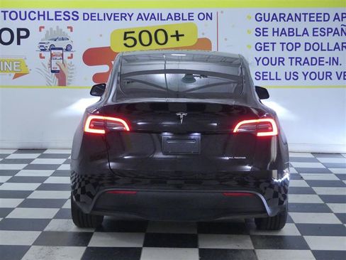 Used 2022 Tesla Model Y Long Range AWD/4WD image 6