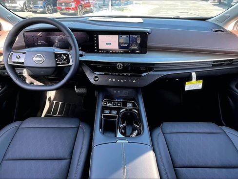 New 2026 Nissan Murano Platinum image 5