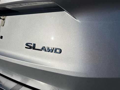 Used 2023 Nissan Rogue SL w/ SL Premium Package image 42