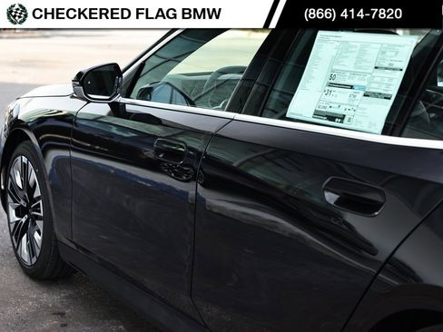 Certified 2025 BMW 530i w/ Premium Package image 11