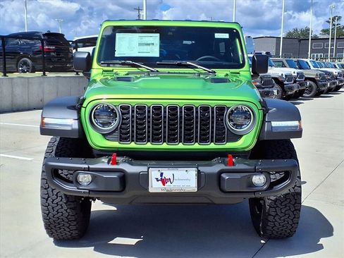 New 2025 Jeep Wrangler Unlimited Rubicon w/ Steel Bumper Group AWD/4WD image 8