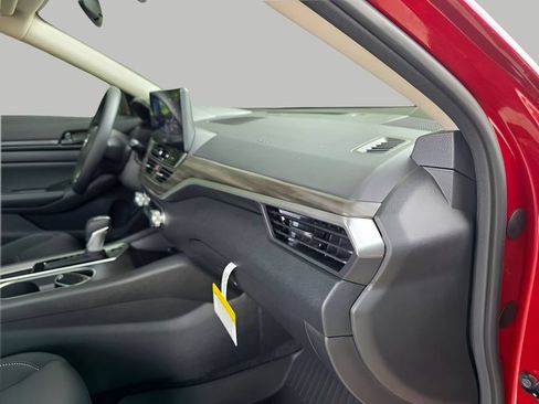 New 2026 Nissan Altima 2.5 SV w/ SV Special Edition Package FWD image 10