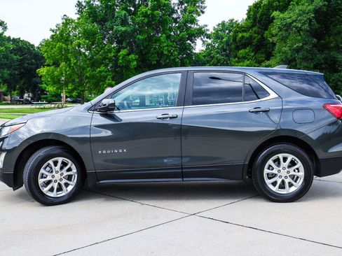 Used 2021 Chevrolet Equinox LT FWD image 4